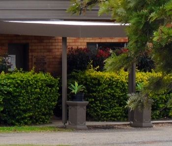 Hilldrop Motor Inn - Tourism Caloundra 17