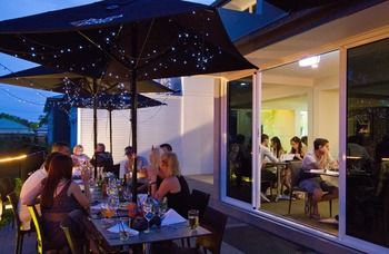 Remington Motor Inn - Tourism Caloundra 8