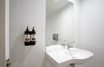 Remington Motor Inn - Tourism Caloundra 17