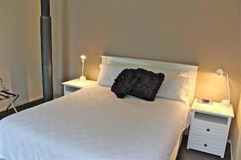Breeze Bed And Breakfast - Tourism Caloundra 5
