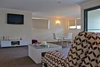 Breeze Bed And Breakfast - Tourism Caloundra 16