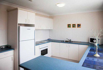 Elouera Tower Beachfront Apartments - Tourism Caloundra 20