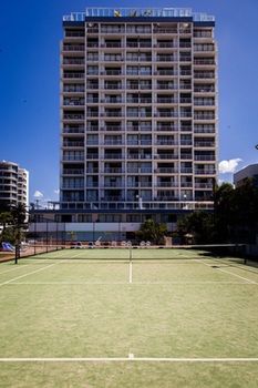 Elouera Tower Beachfront Apartments - Tourism Caloundra 39
