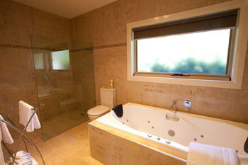 Wild Cattle Creek Estate - Tourism Caloundra 4