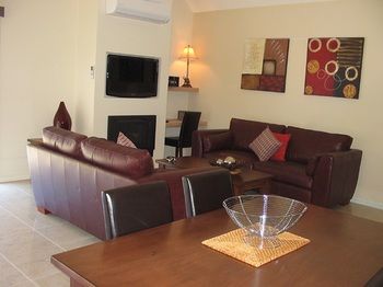 Wild Cattle Creek Estate - Tourism Caloundra 20