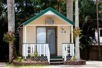 Maroochy River Cabin Village & Caravan Park - Tourism Caloundra 2