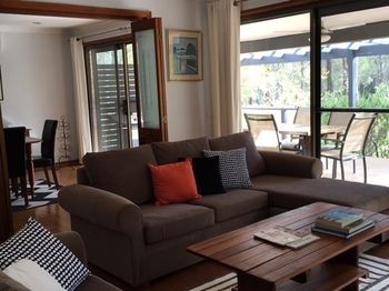 Buffs At Pokolbin - Tourism Caloundra 20