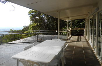 Treetops Accommodation Montville - Tourism Caloundra 62