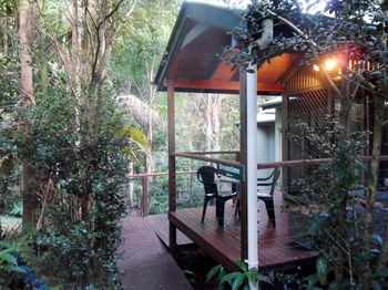 Treetops Accommodation Montville - Tourism Caloundra 88