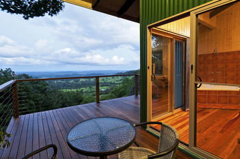 Treetops Accommodation Montville - Tourism Caloundra 92