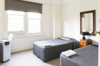 Mercantile Hotel The Rocks - Tourism Caloundra 2