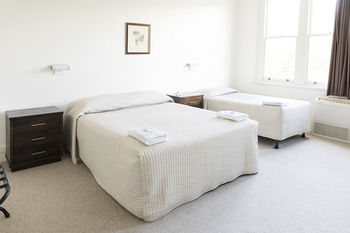 Mercantile Hotel The Rocks - Tourism Caloundra 4