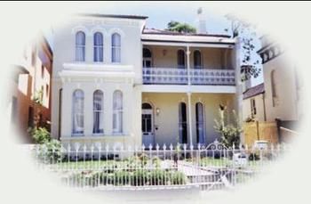 Verona Guest House - Tourism Caloundra 0