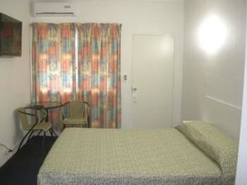 Central Motel Mooloolaba - Tourism Caloundra 2