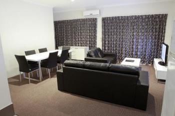 Central Motel Mooloolaba - Tourism Caloundra 6