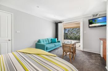 Forresters Beach Bed & Breakfast - Tourism Caloundra 7