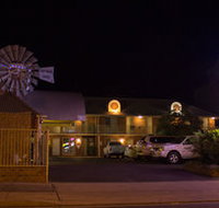 Shearing Shed Motor Inn - Tourism Caloundra