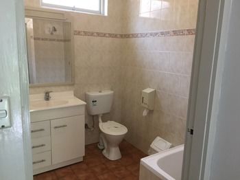 Town & Country Motel - Tourism Caloundra 2