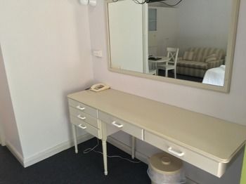Town & Country Motel - Tourism Caloundra 11