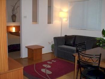 Central Apartments - Tourism Caloundra 4