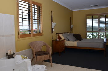 Broken View Estate - Tourism Caloundra 3