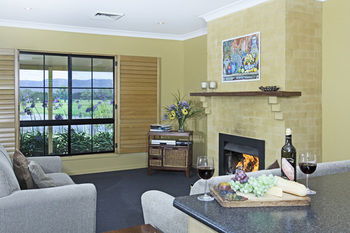 Broken View Estate - Tourism Caloundra 7