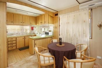 Mapleton Cabins & Caravan Park - Tourism Caloundra 6