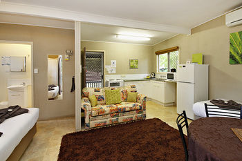 Mapleton Cabins & Caravan Park - Tourism Caloundra 22