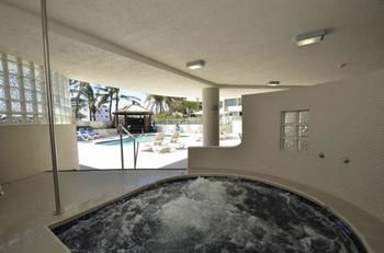 Chateau Royale - Tourism Caloundra 2