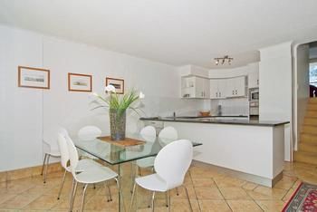Chateau Royale - Tourism Caloundra 5