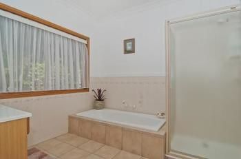 Avocado Grove B&B - Tourism Caloundra 4
