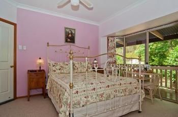 Avocado Grove B&B - Tourism Caloundra 10