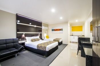 The Abbey Motor Inn - Tourism Caloundra 14