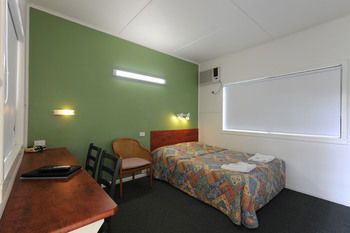 Hi-Way Motel Grafton - Tourism Caloundra 3