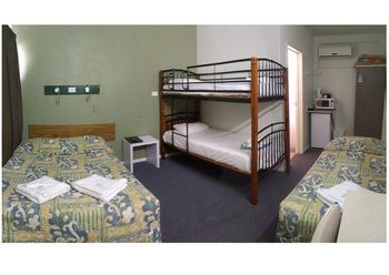 Hi-Way Motel Grafton - Tourism Caloundra 22