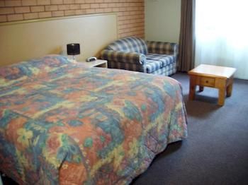 Centabrook Motor Inn - Tourism Caloundra 5