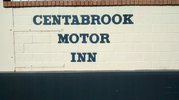 Centabrook Motor Inn - Tourism Caloundra 13