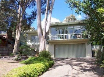 Eltham Retreat - Tourism Caloundra 1