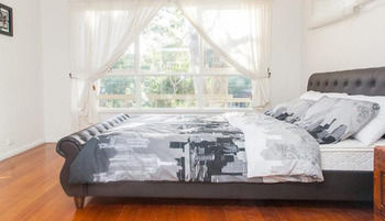 Eltham Retreat - Tourism Caloundra 6