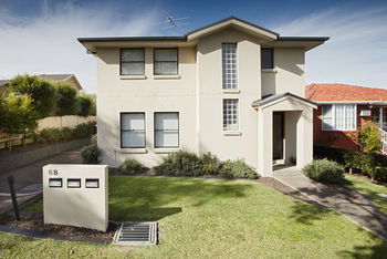 Charlestown Terrace - Tourism Caloundra 4