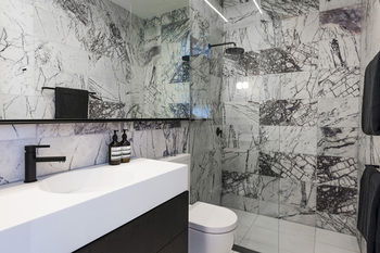 Apartment Hotel East Central - Tourism Caloundra 0