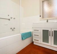 Lisson Holiday Rental - Tourism Caloundra