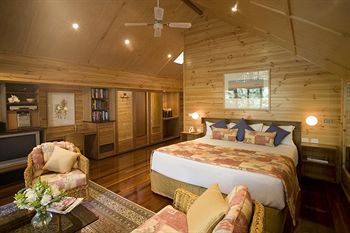 Kims Beachside Lodges - Tourism Caloundra 13