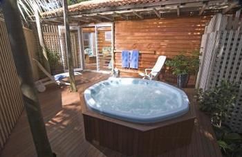 Kims Beachside Lodges - Tourism Caloundra 14
