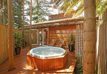 Kims Beachside Lodges - Tourism Caloundra 16