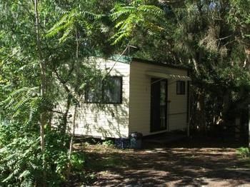 Jervis Bay Cabins - Tourism Caloundra 1