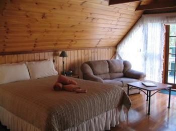 Jervis Bay Cabins - Tourism Caloundra 4