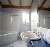 Budgewoi Holiday Park - Tourism Caloundra