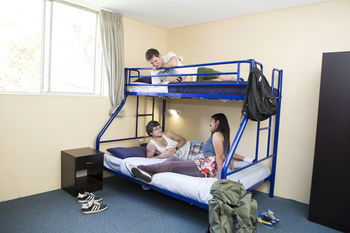 Sydney, Glebe Point YHA - Hostel - Tourism Caloundra 1