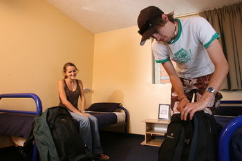 Sydney, Glebe Point YHA - Hostel - Tourism Caloundra 3